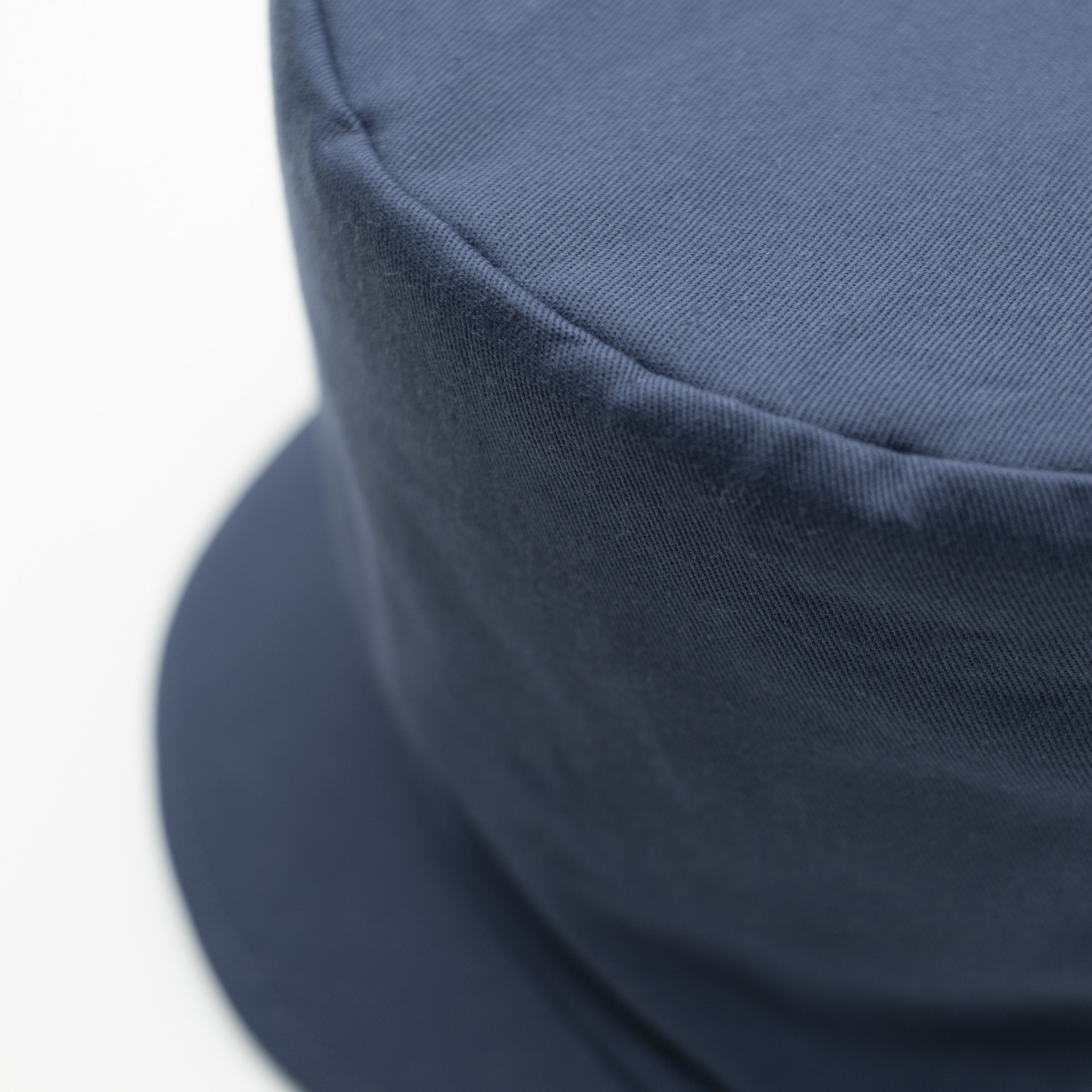 Chapeau Rasta bleu denim avec visière pour dreadlocks et doublure blanche