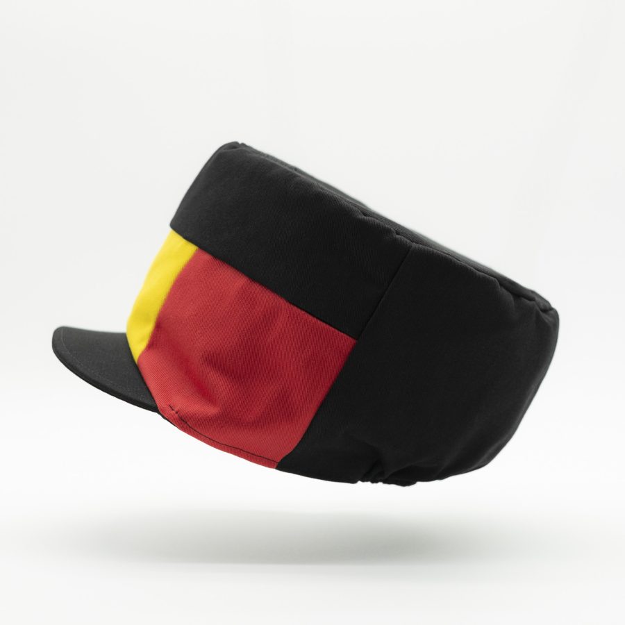 Dreadlocks crown with visor in black cotton with a Ethiopian flag on the front and a black lining