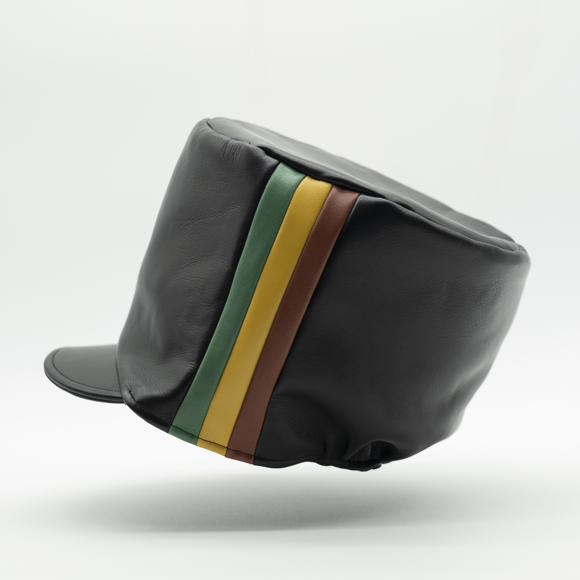 Casquette rastafari au couleur de l'Éthiopie, fait main en véritable cuir d'agneau haute qualité noir, doublé d'un coton noir